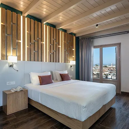 Elia Bettolo 3* La Canea