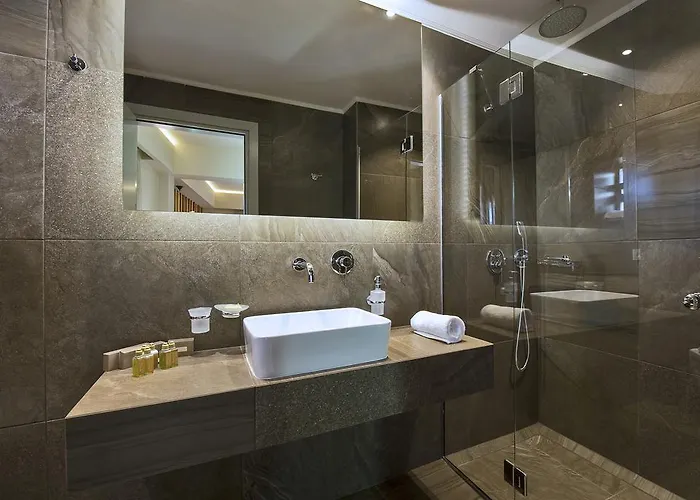 Elia Bettolo Hotell 3*