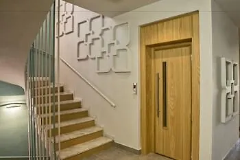 Elia Bettolo 3*