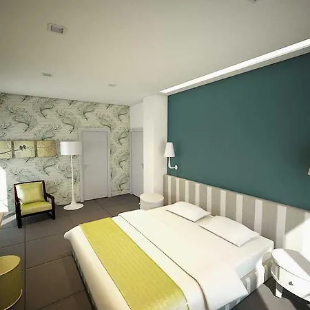Elia Bettolo 3*