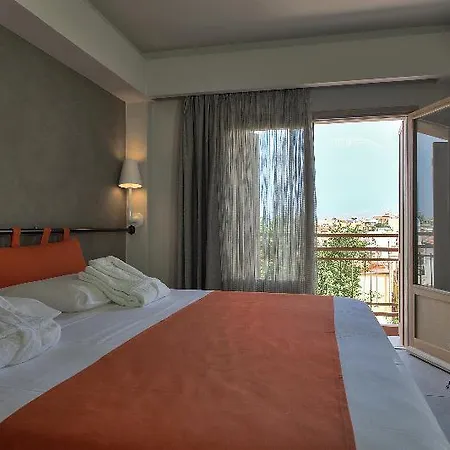 Готель Elia Bettolo Chania (Crete)