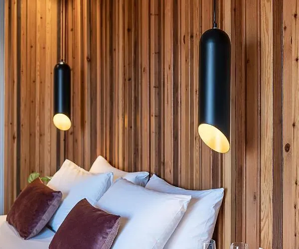 Elia Bettolo Ханья