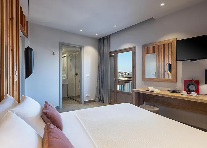 Elia Bettolo Ханья