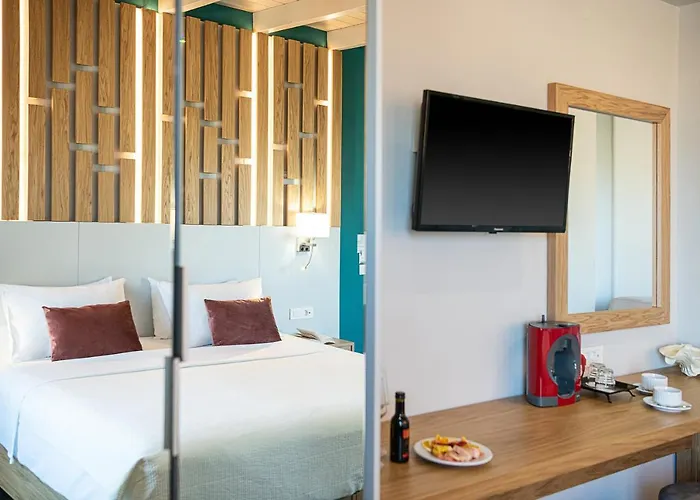 Elia Bettolo Hotel 3*