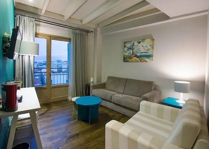 Elia Bettolo Hotel La Canée